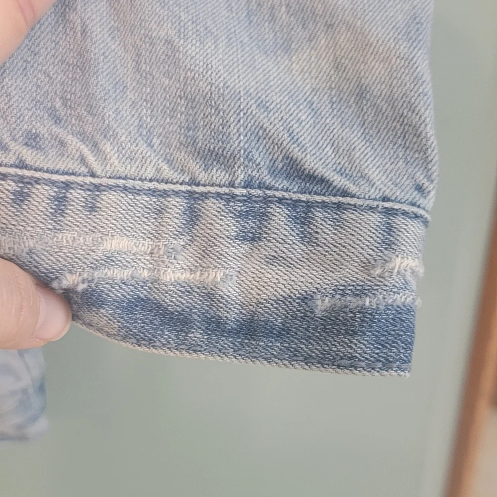 Pacsun Los Angeles Mens Denim Distressed Jean Jacket y2k‎ Size Medium